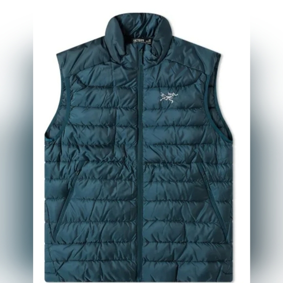 Arc'teryx Other - Mens Arcteryx light, warm down vest. Large. Green